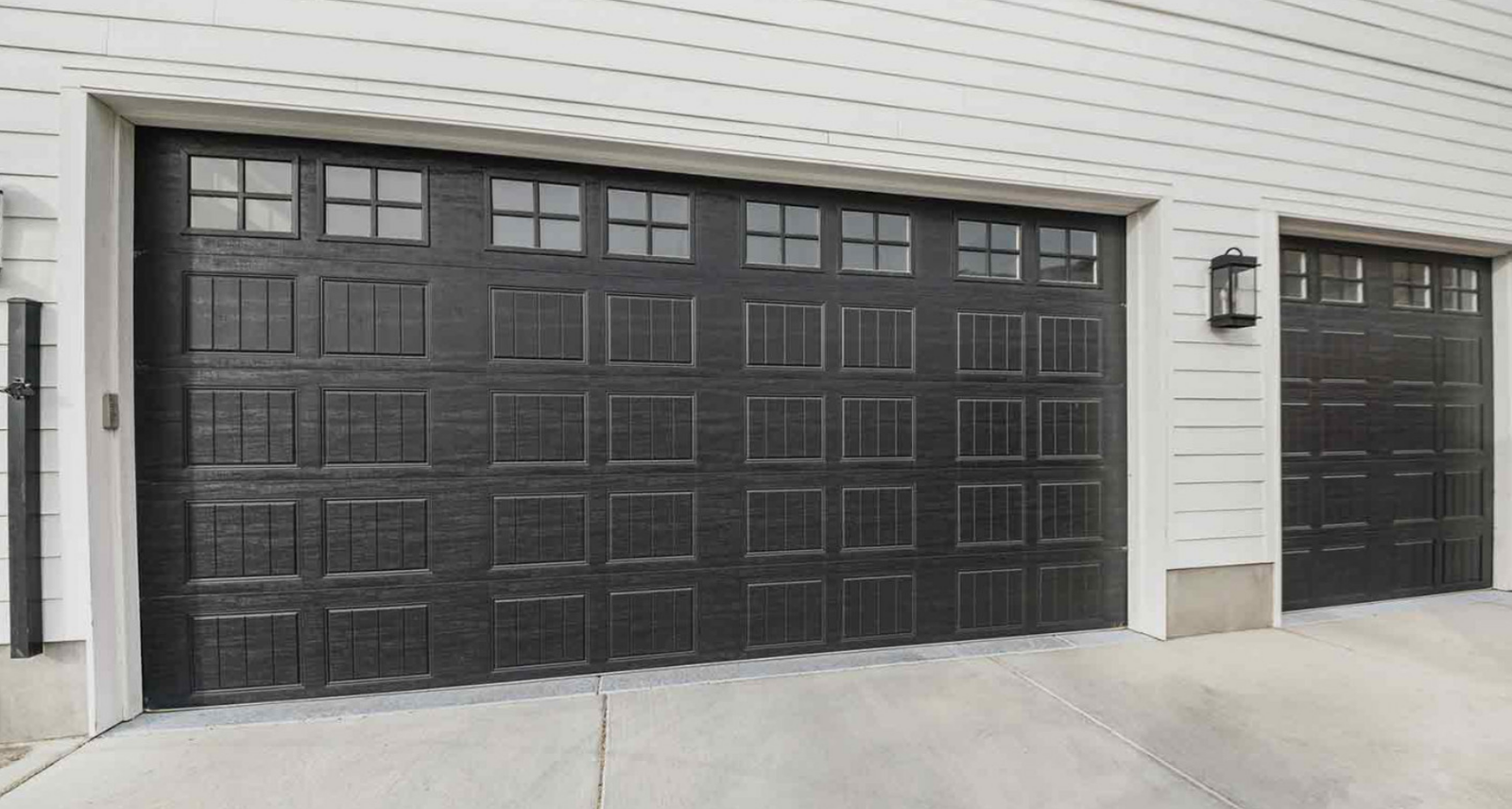 Professional garage door installation service in Parkland, FL by expert technicians.